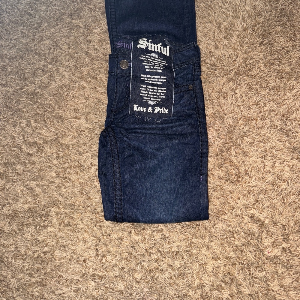 Sinful jeans